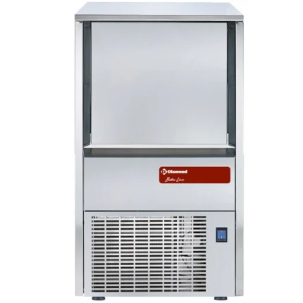 Hul isterningmaskine 31 kg / 24 t - Kapacitets Reserve 12 kg - MXP-35A/R2